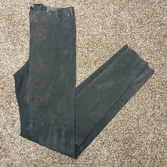 Alice + Olivia Women’s size 8 Classic Charcoal Dress Pants - Picture 2 of 13